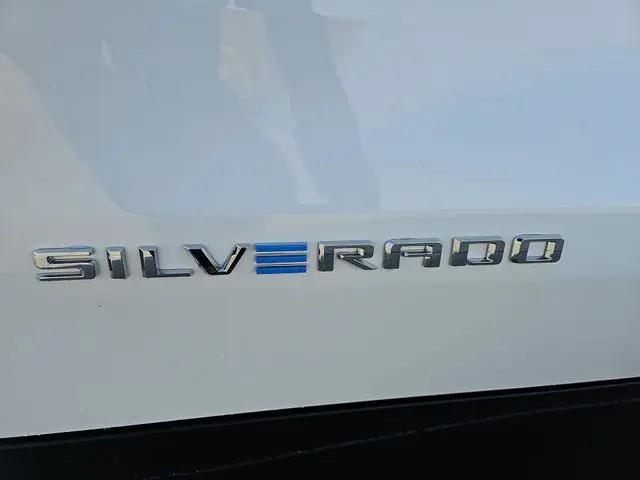 2026 Chevrolet Silverado EV Custom - Standard Range 4WD