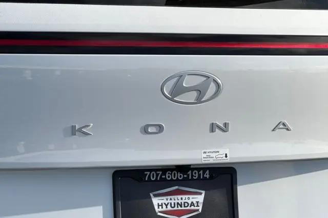 2026 Hyundai Kona SE