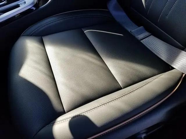 2026 Buick NV Avenir FWD