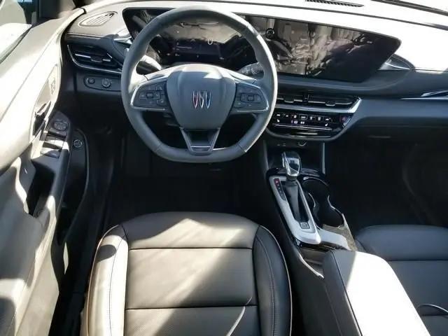 2026 Buick NV Avenir FWD