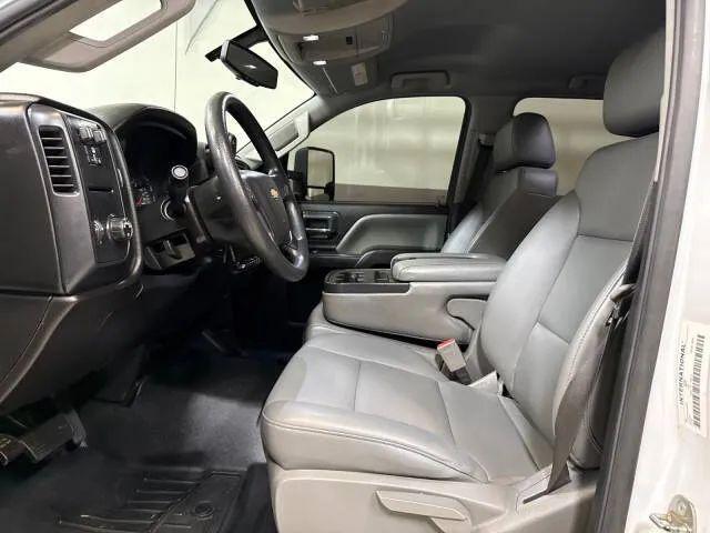 2020 Chevrolet Silverado 6500HD 1WT