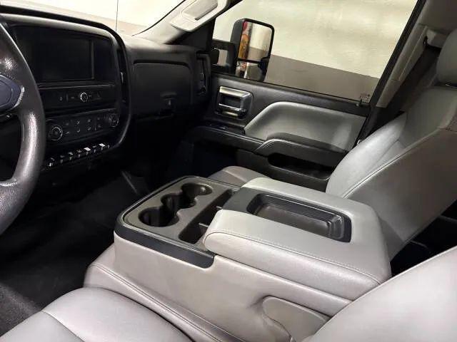 2020 Chevrolet Silverado 6500HD 1WT