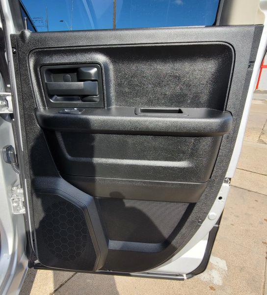 2019 Ram 1500 Classic Express Quad Cab 4x4 6'4" Box