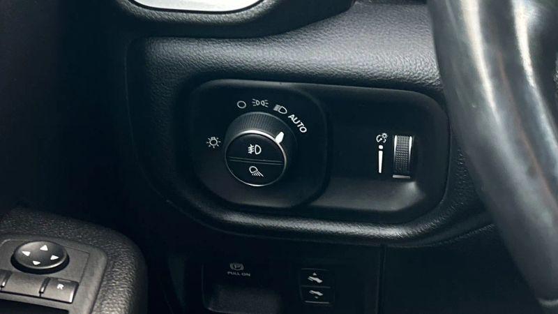 2022 Ram 1500 Lone Star Quad Cab 4x4 6'4" Box