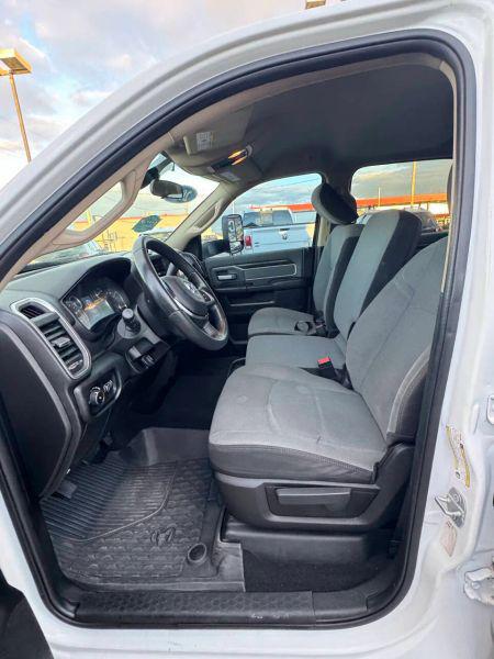 2019 Ram 3500 Big Horn Crew Cab 4x4 8' Box