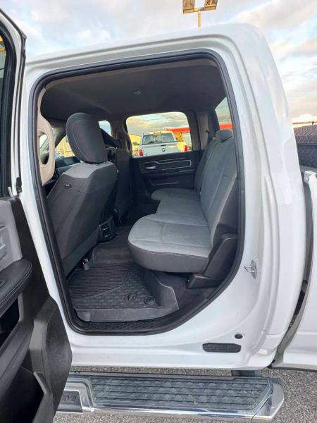 2019 Ram 3500 Big Horn Crew Cab 4x4 8' Box