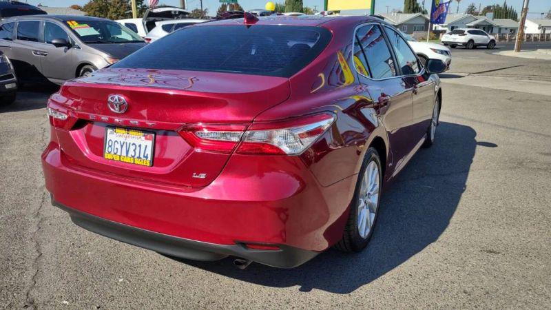 2019 Toyota Camry SE