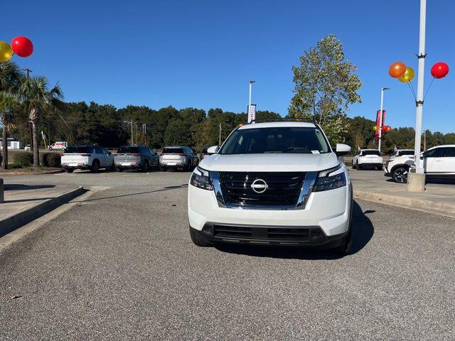 2025 Nissan Pathfinder SV FWD