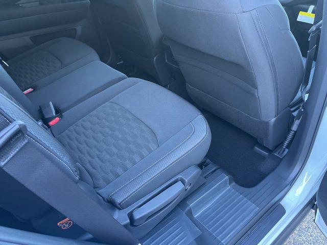 2025 Nissan Pathfinder SV FWD