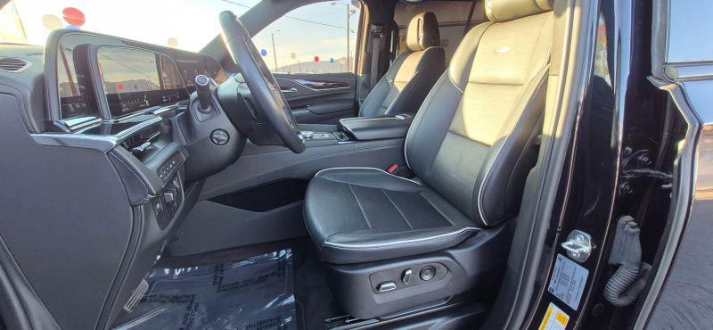 2023 Cadillac Escalade 4WD Sport