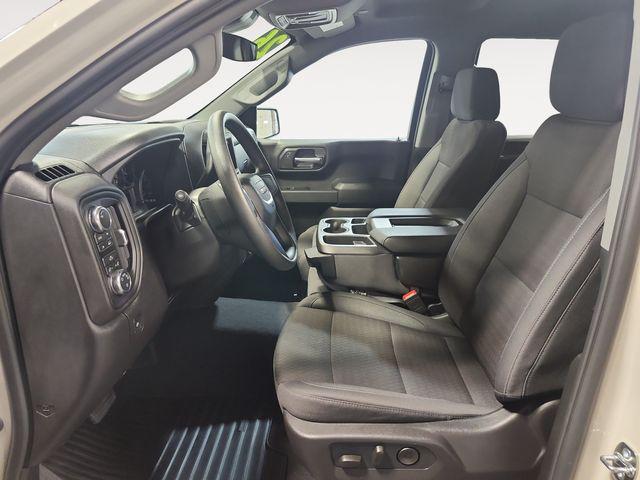 2026 GMC Sierra 1500 Crew Cab, Standard Bed, Pro, 4WD