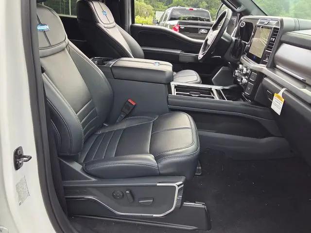 2026 Ford F-250 Platinum