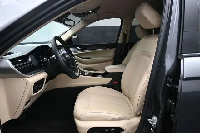 2022 Jeep Grand Cherokee L Limited 4x2