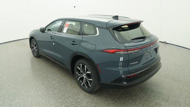 2025 Toyota Crown Signia XLE
