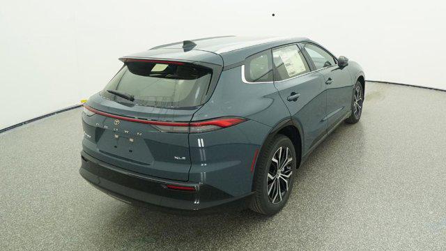 2025 Toyota Crown Signia XLE