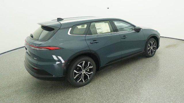 2025 Toyota Crown Signia XLE
