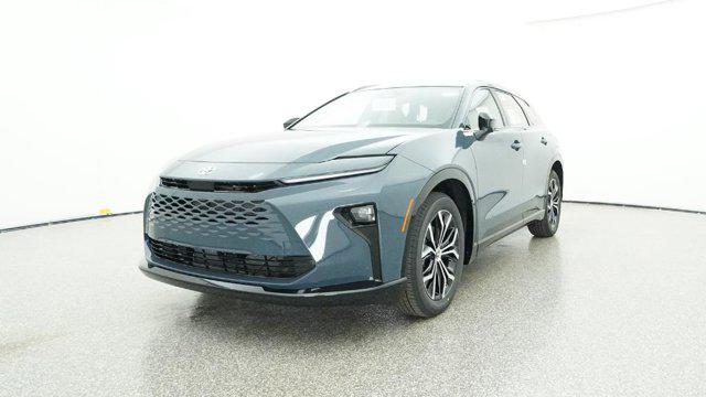 2025 Toyota Crown Signia XLE