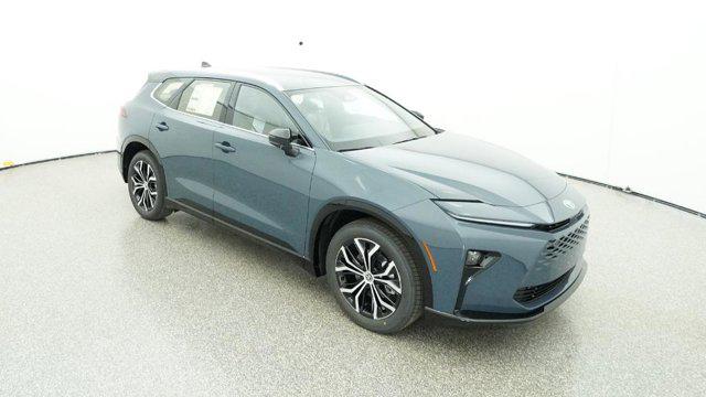 2025 Toyota Crown Signia XLE
