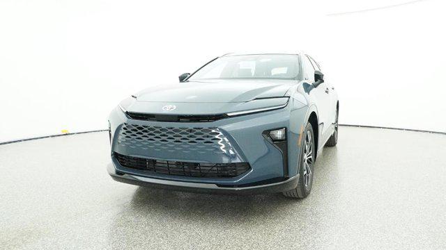 2025 Toyota Crown Signia XLE
