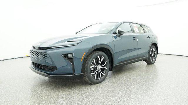 2025 Toyota Crown Signia XLE