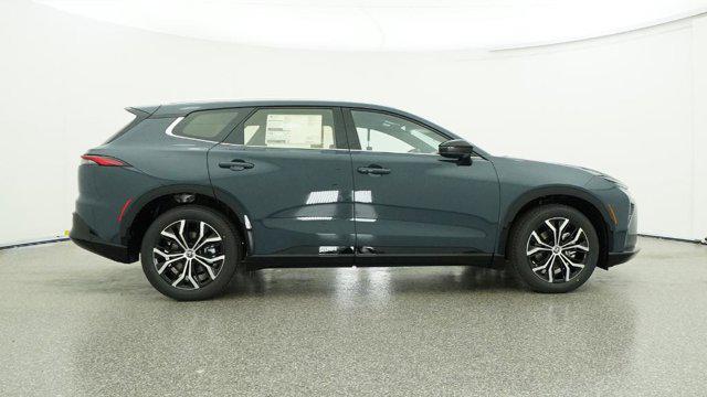 2025 Toyota Crown Signia XLE