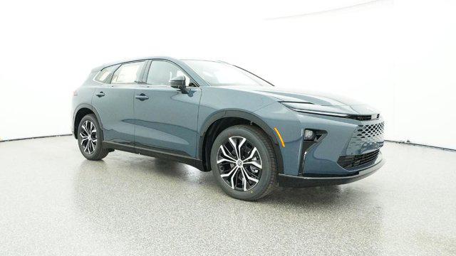 2025 Toyota Crown Signia XLE