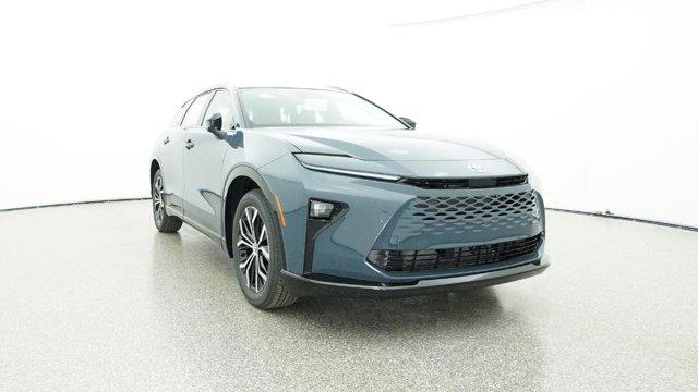 2025 Toyota Crown Signia XLE
