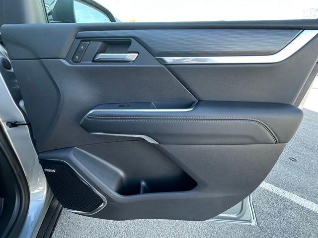 2026 GMC Acadia Elevation FWD