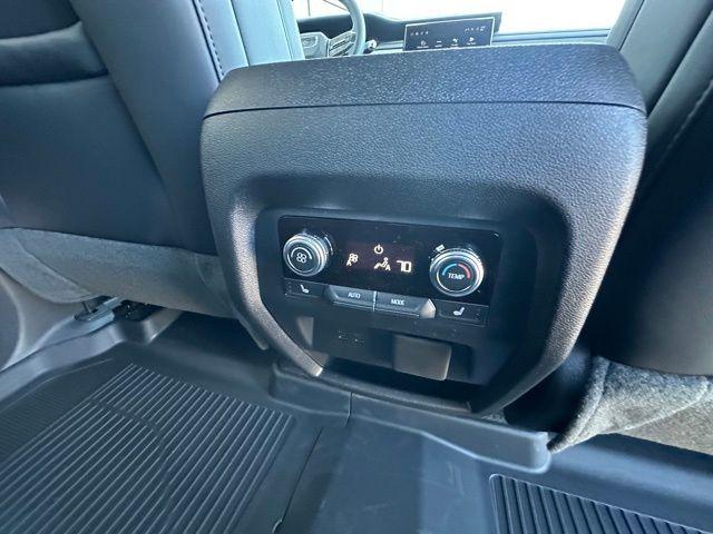 2026 GMC Acadia Elevation FWD