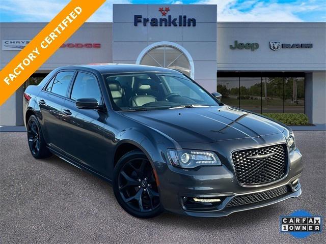 2021 Chrysler 300 Touring L