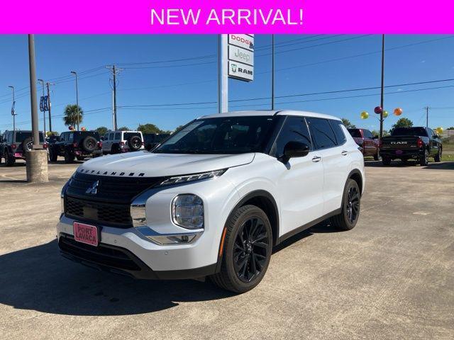 2023 Mitsubishi Outlander SEL Black Edition 2WD 2023 Mitsubishi Outlander SEL Black Edition 2WD