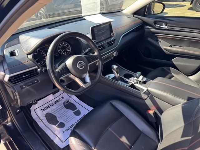 2022 Nissan Altima SR FWD