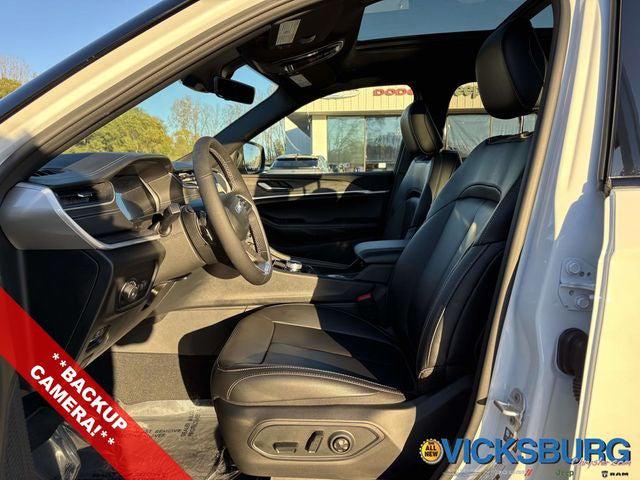 2025 Jeep Grand Cherokee GRAND CHEROKEE L LIMITED 4X4 2025 Jeep Grand Cherokee GRAND CHEROKEE L LIMITED 4X4