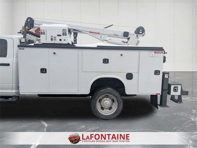 2026 RAM Ram 5500 Chassis Cab RAM 5500 TRADESMAN CHASSIS CREW CAB 4X4 84 CA