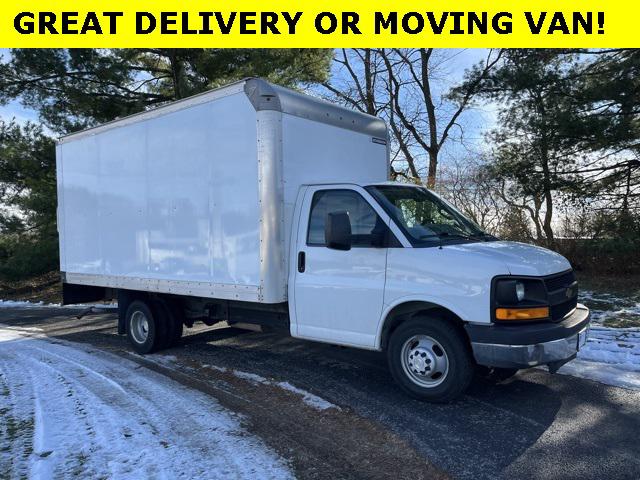 2016 Chevrolet Express Cutaway 3500 2016 Chevrolet Express Cutaway 3500