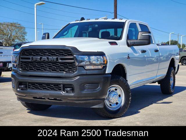 2024 RAM 2500 Tradesman Crew Cab 4x4 8 Box