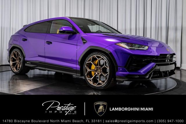 /2023 Lamborghini Urus
