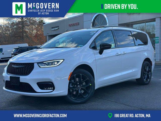 2026 Chrysler Pacifica Select AWD for sale in Acton, MA