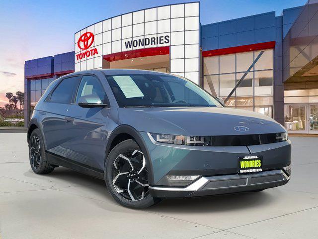 2023 Hyundai IONIQ 5 SE's photo