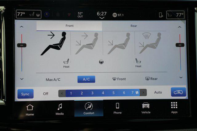 2026 Chrysler Pacifica Select