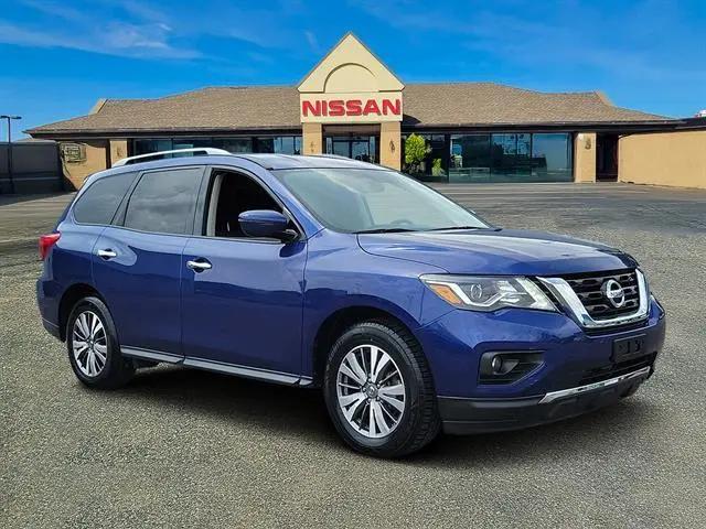 2020 Nissan Pathfinder SV 2WD for sale near Dayton, OH