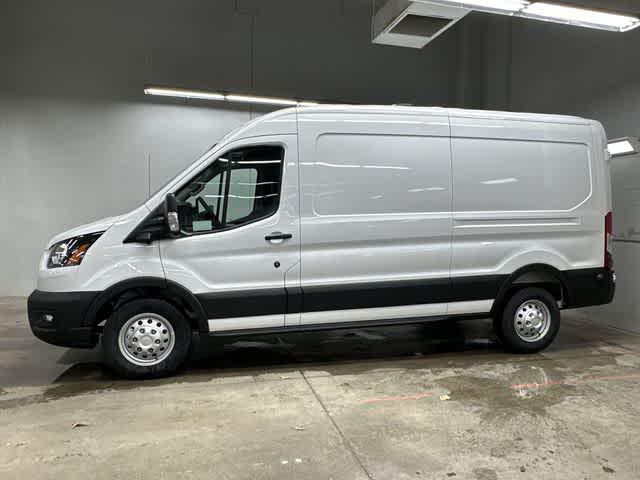 2026 Ford Transit Cargo Van T-250 148 Med Rf 9150 GVWR AWD