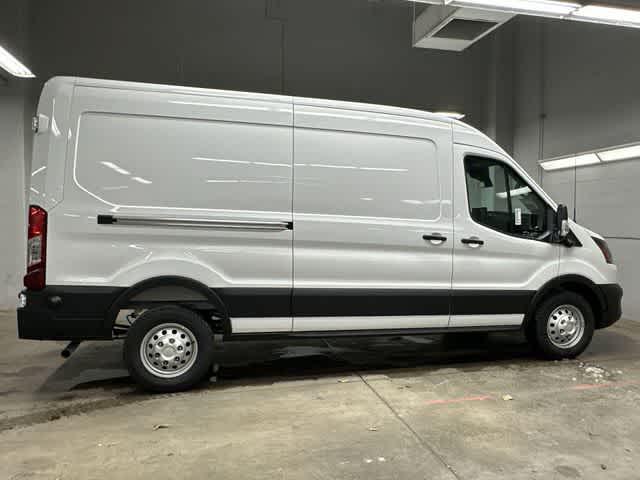 2026 Ford Transit Cargo Van T-250 148 Med Rf 9150 GVWR AWD