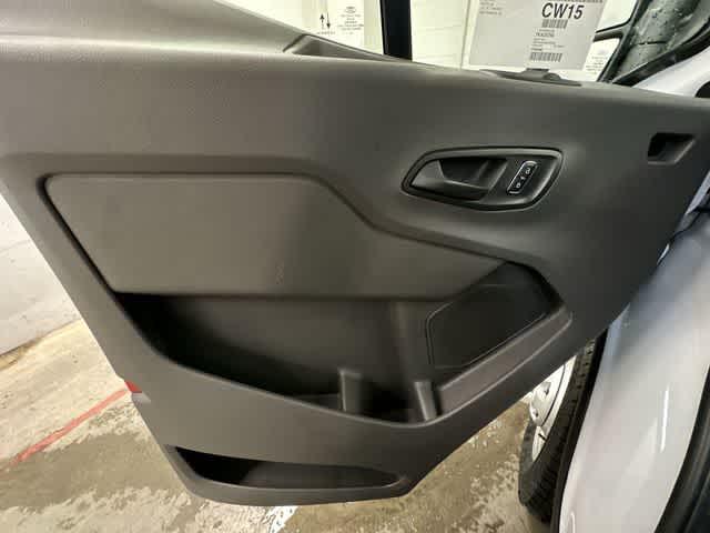 2026 Ford Transit Cargo Van T-250 148 Med Rf 9150 GVWR AWD