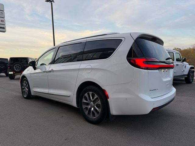 2023 Chrysler Pacifica Hybrid Pinnacle