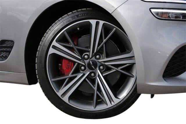 2025 Genesis G70 3.3T RWD Sport Advanced