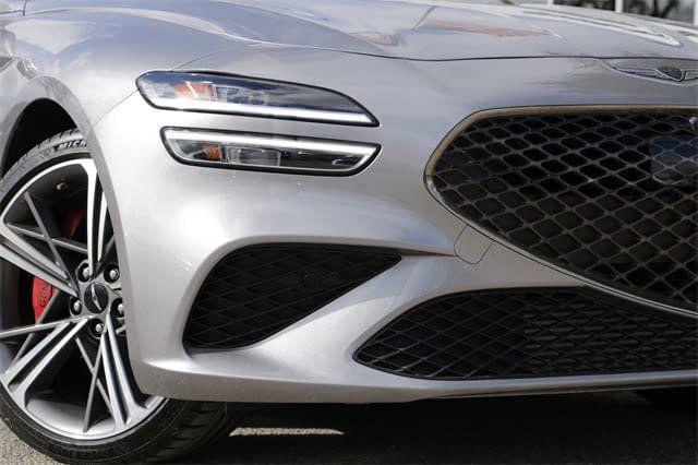 2025 Genesis G70 3.3T RWD Sport Advanced