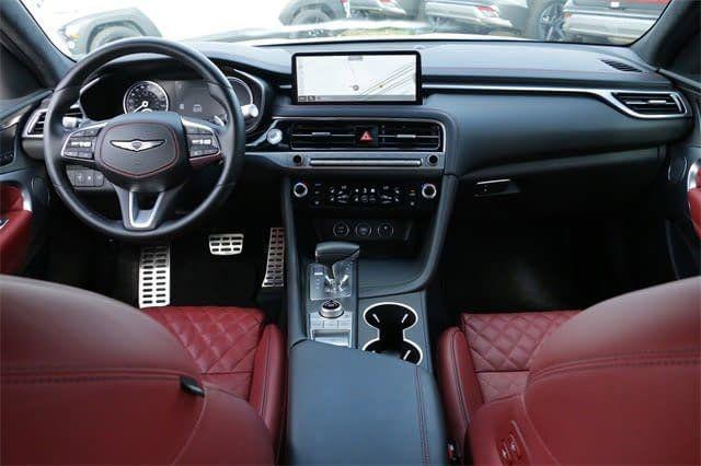 2025 Genesis G70 3.3T RWD Sport Advanced