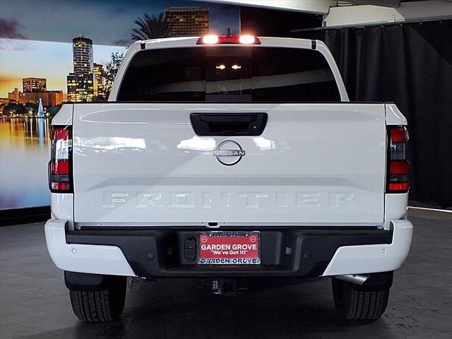 2026 Nissan Frontier Crew Cab SV 4x2