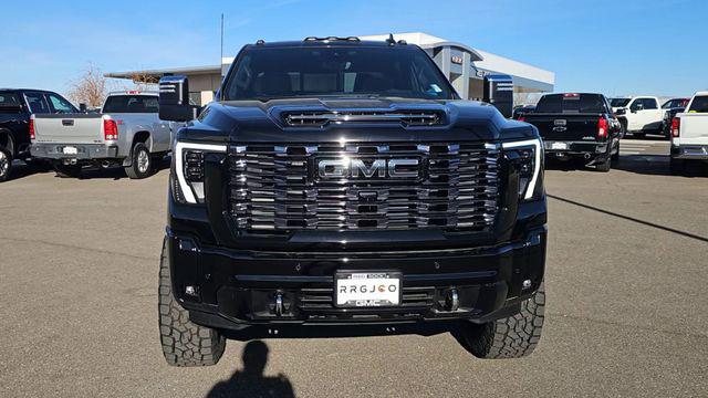 2026 GMC Sierra 2500HD Crew Cab, Standard Bed, Denali Ultimate, 4WD